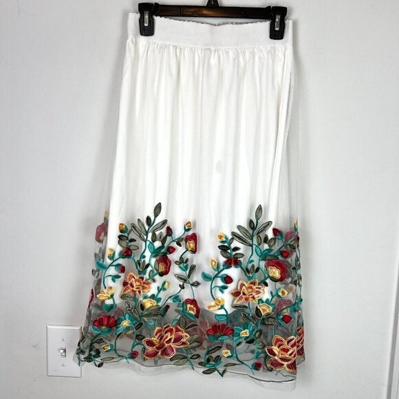 Magic Womens Medium Embroidered Floral Semi Transparent A line Midi Skirt White - Picture 7 of 9
